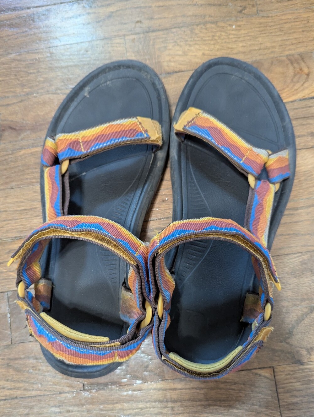 Hurricane Teva Sandals Men's Size 10